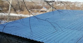 Демонтаж поликарбоната с крыши в Братске - услуги по доступной цене от 610 рублей